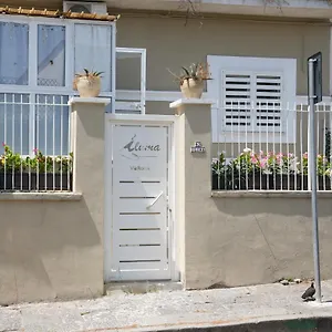 Iluma Via Roma Panzió